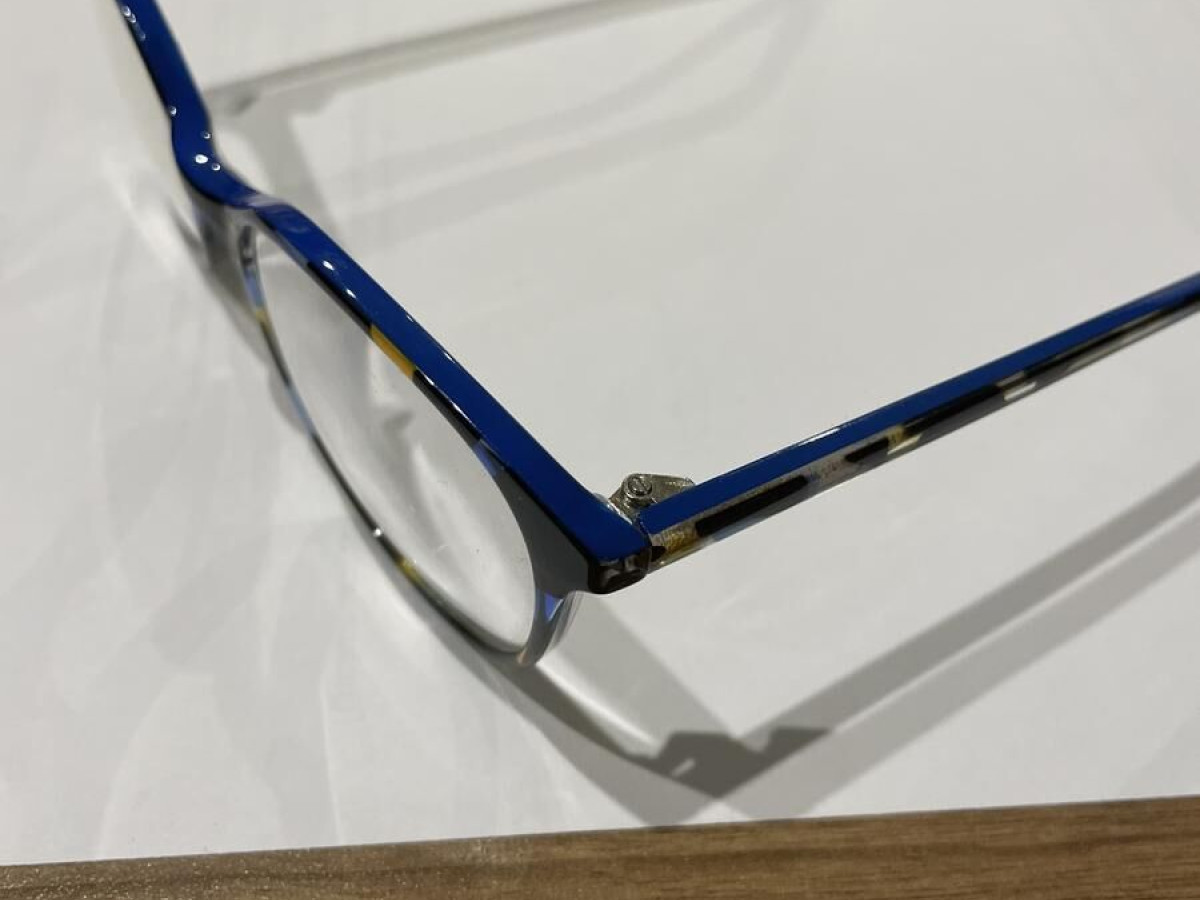 Krys - KOR2104 534 52&curren;18