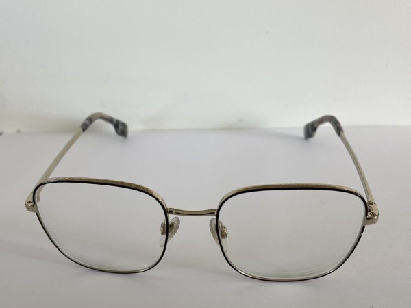 BURBERRY - B1347 1109 52&curren;18