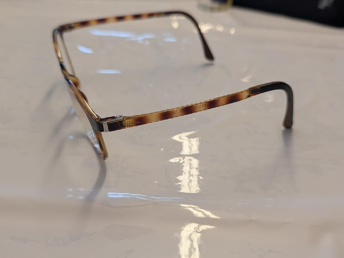 Alain Afflelou- TM25 52&curren;19