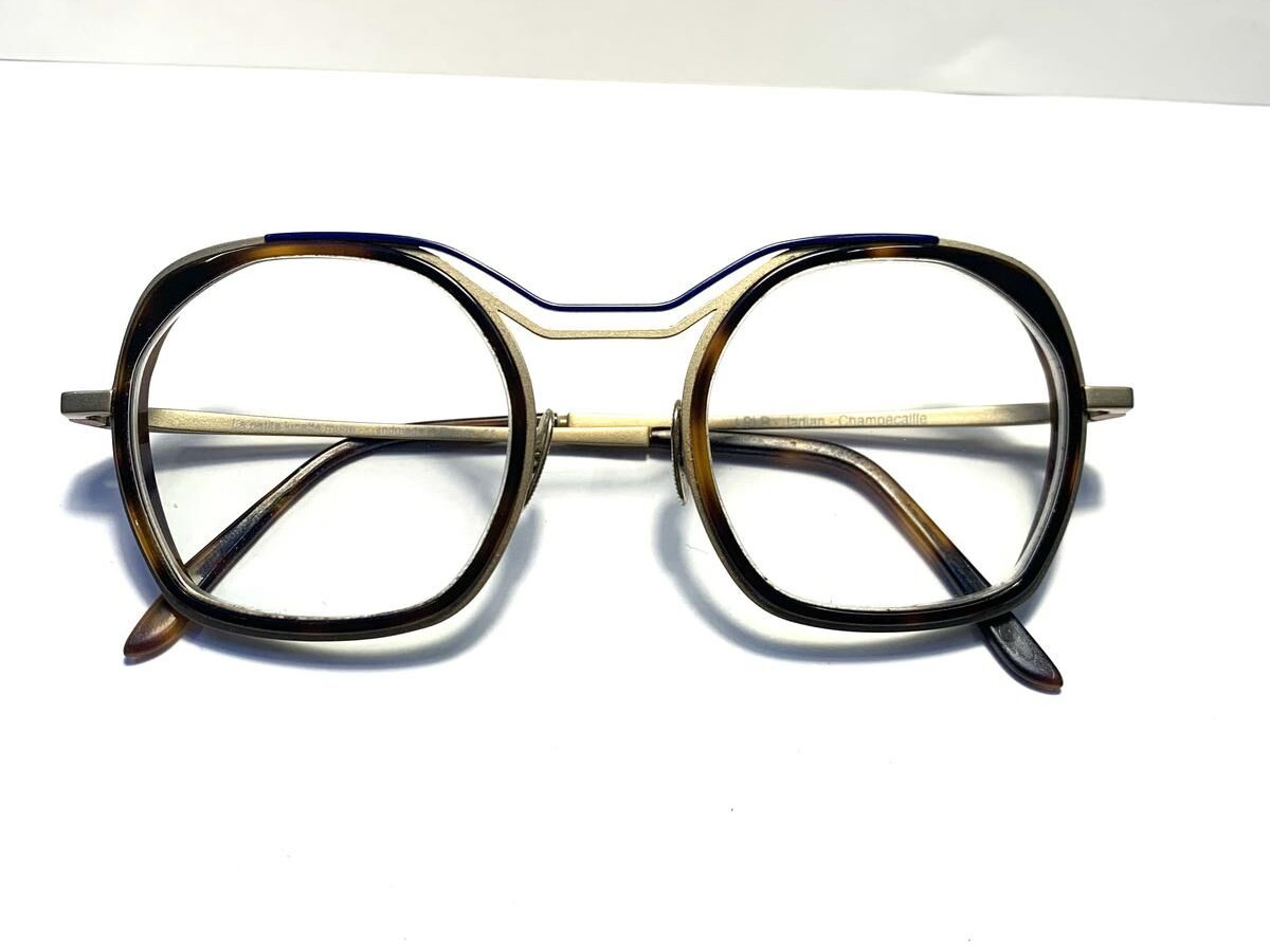 La petite lunette rouge - LPLR JADIAN CHAMPECAILLE