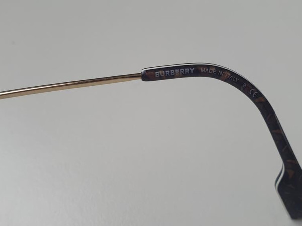 Burberry - B2336300254&curren;16140