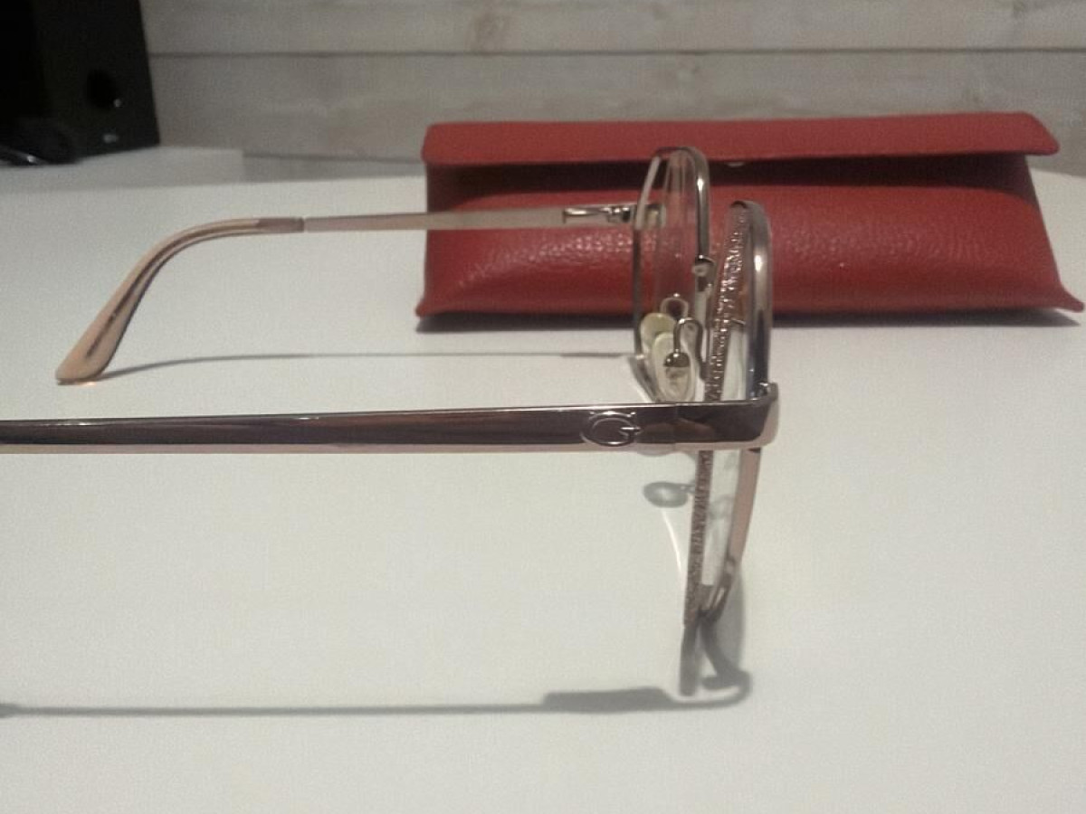 Guess  - GU279202856&curren;1640