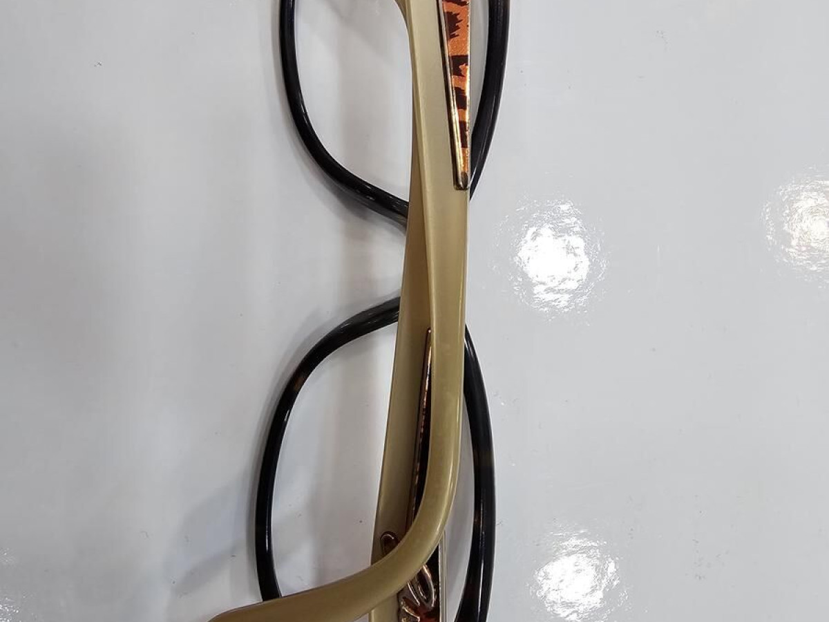 guess - gu2326 52&curren;16