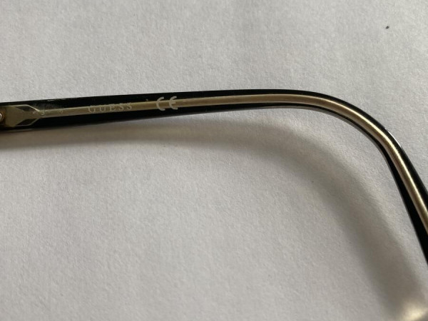 Guess  - GU9131  003 49