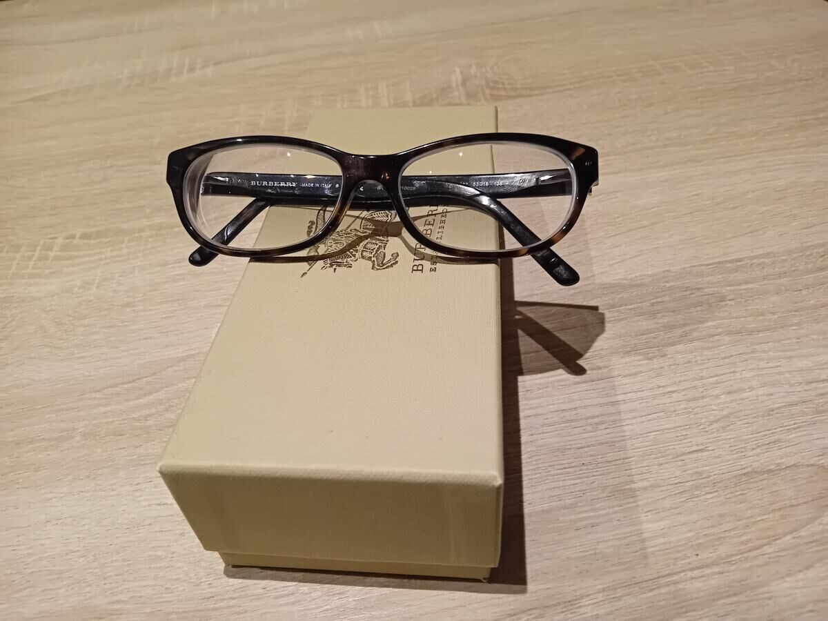 Burberry - BY4110025B2106300253&curren;1555