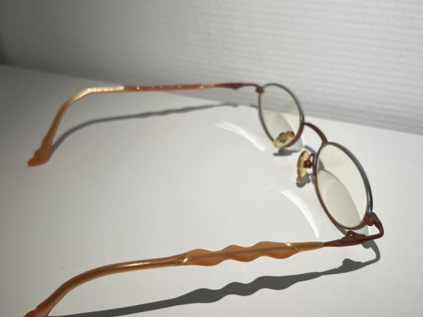 KARA - verso104619col16