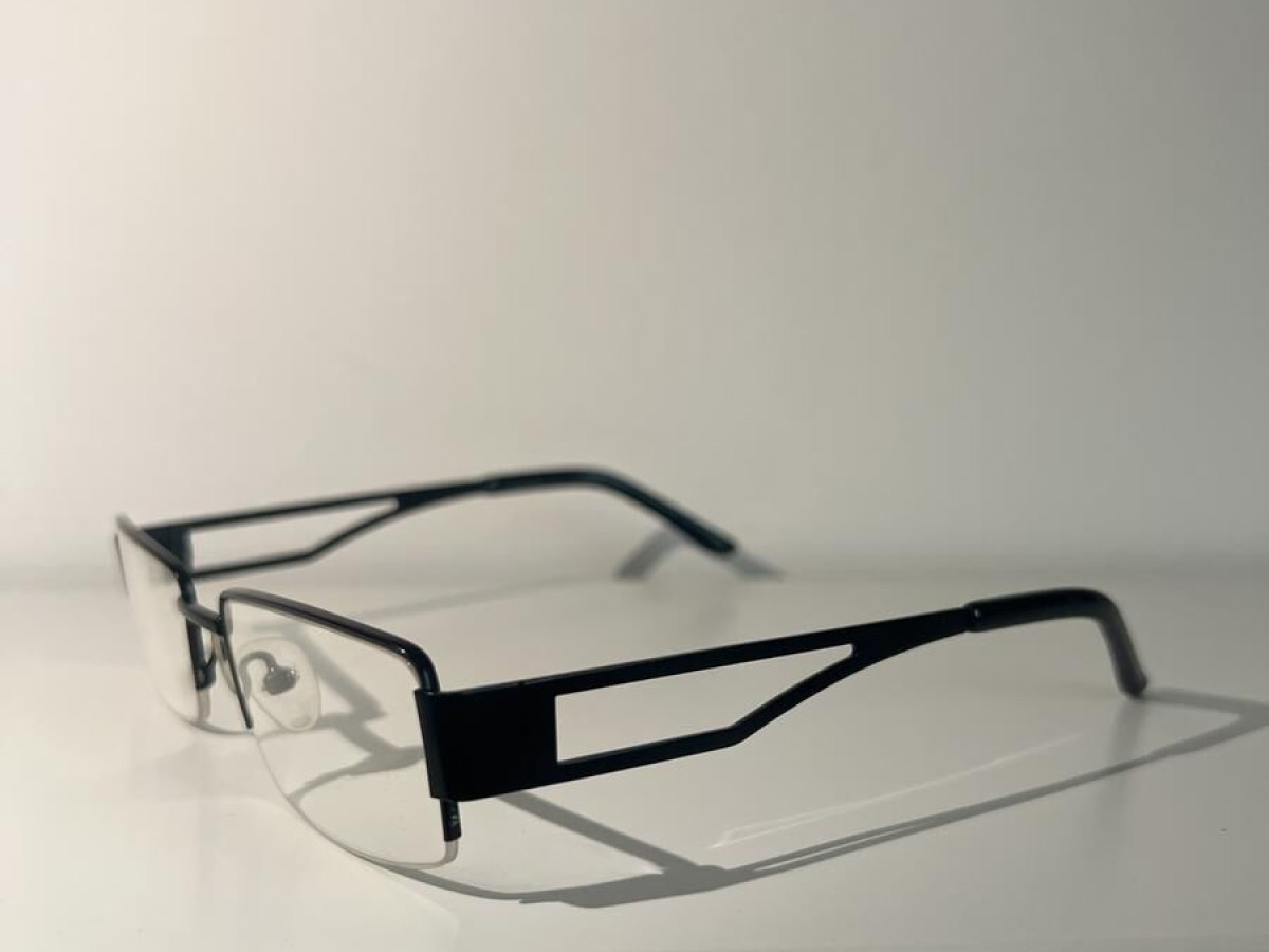 OCCHIALI - P094c152&curren;18-140