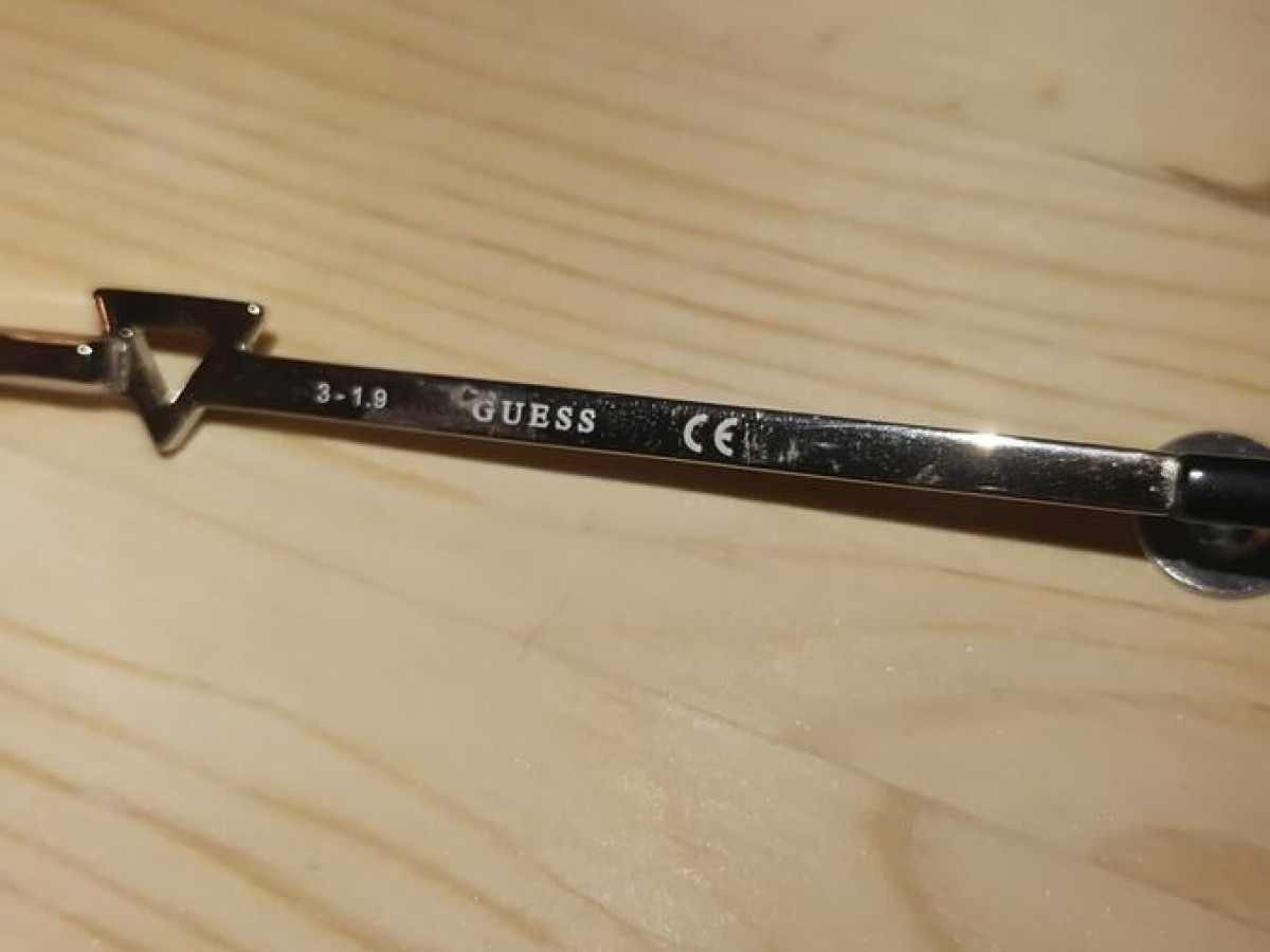 Guess - GU272801053&curren;17140