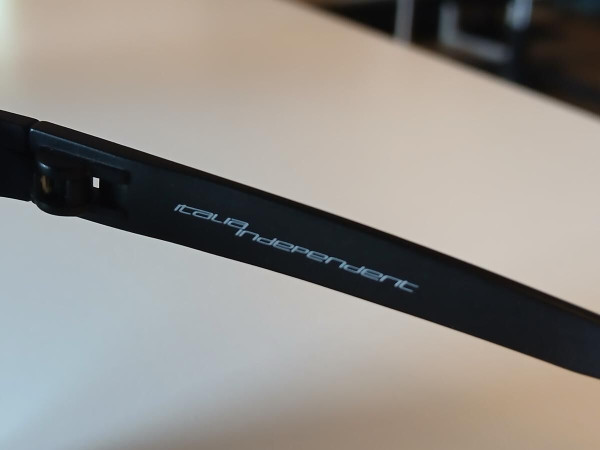 ITALIA INDEPENDENT - SS 11 2/009 54&curren;18