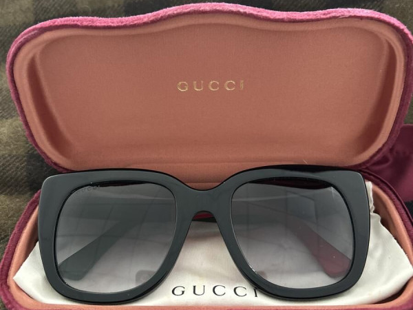 Gucci noires - GG0163SN