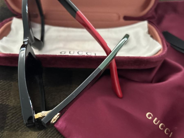 Gucci noires - GG0163SN