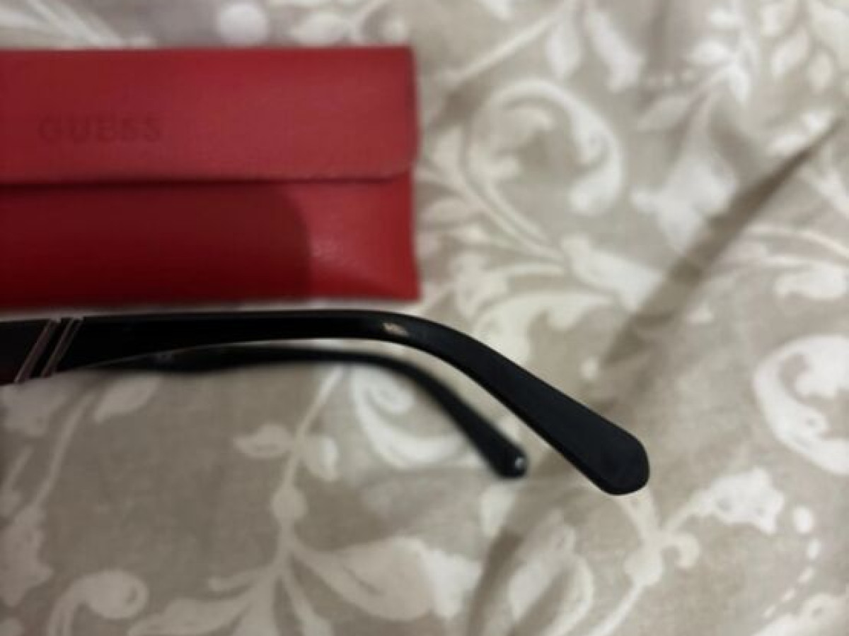 Guess - 052 51&curren;19 145