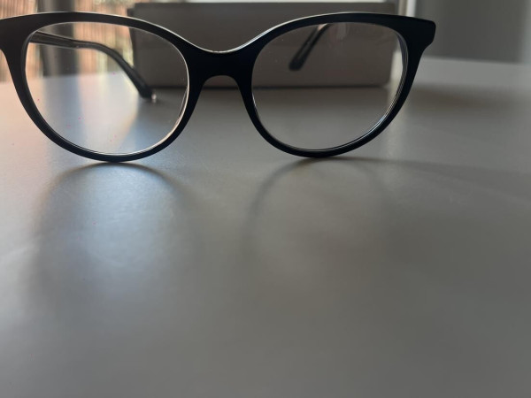 Dior  - Montaigne N*16