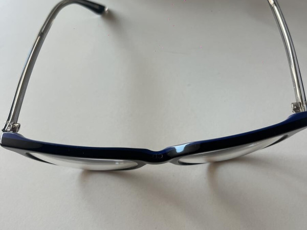 Dior  - Montaigne N*16