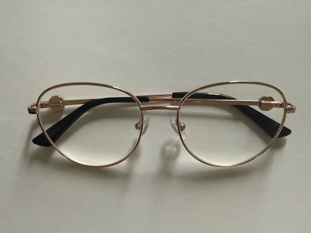 Guess - GU2756 028 53&bull;17 140