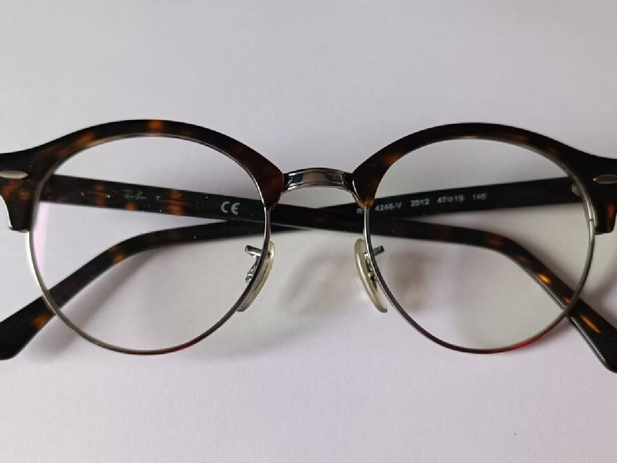 RAY BAN  - RB 4246-V 47&curren;19