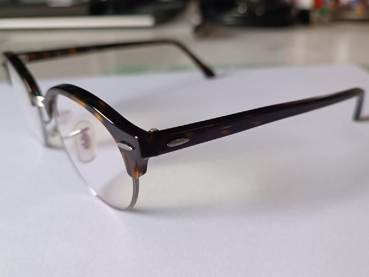 RAY BAN  - RB 4246-V 47&curren;19