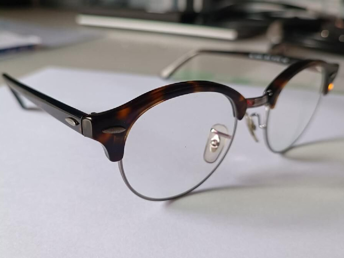 RAY BAN  - RB 4246-V 47&curren;19