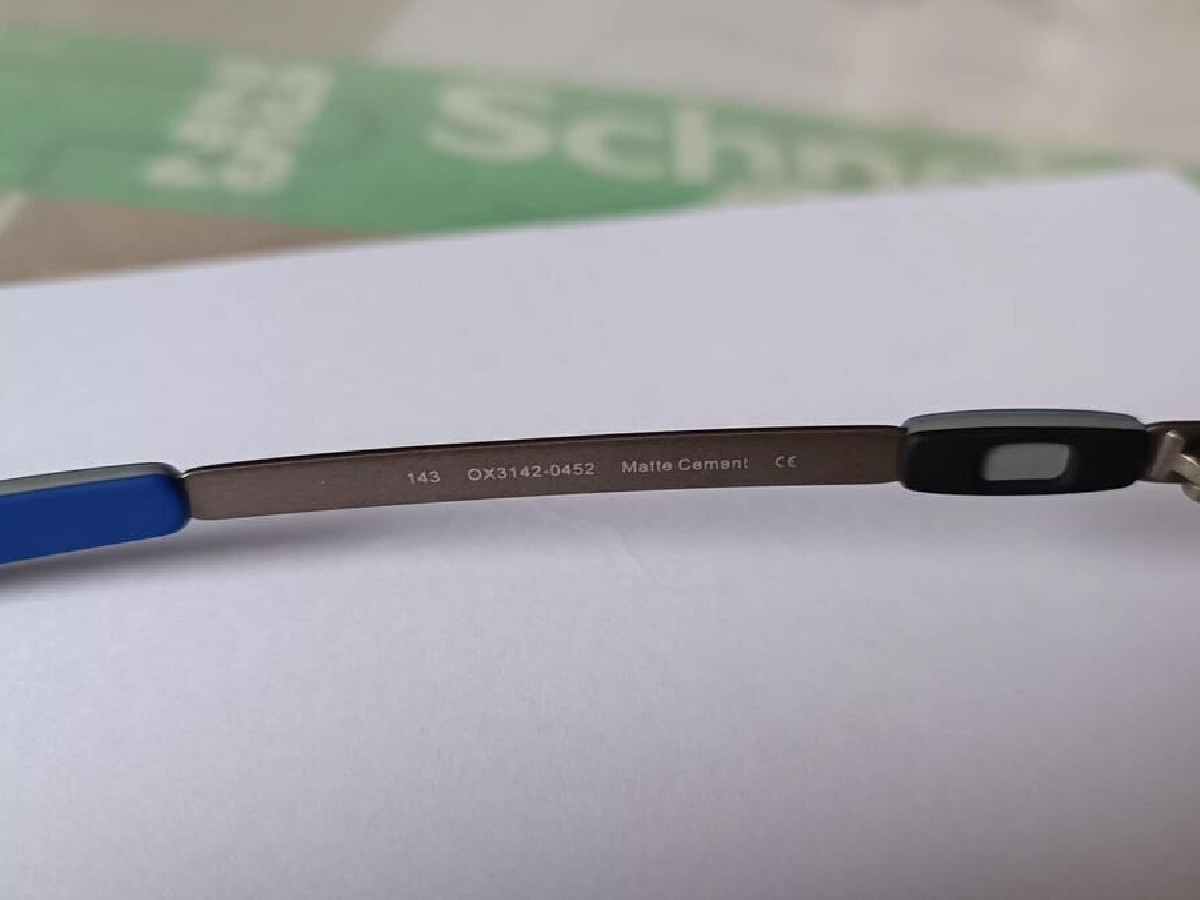 Oakley Tumbleweed 0.5 Coloris Matte Cement - OX3142-0452 52¤19