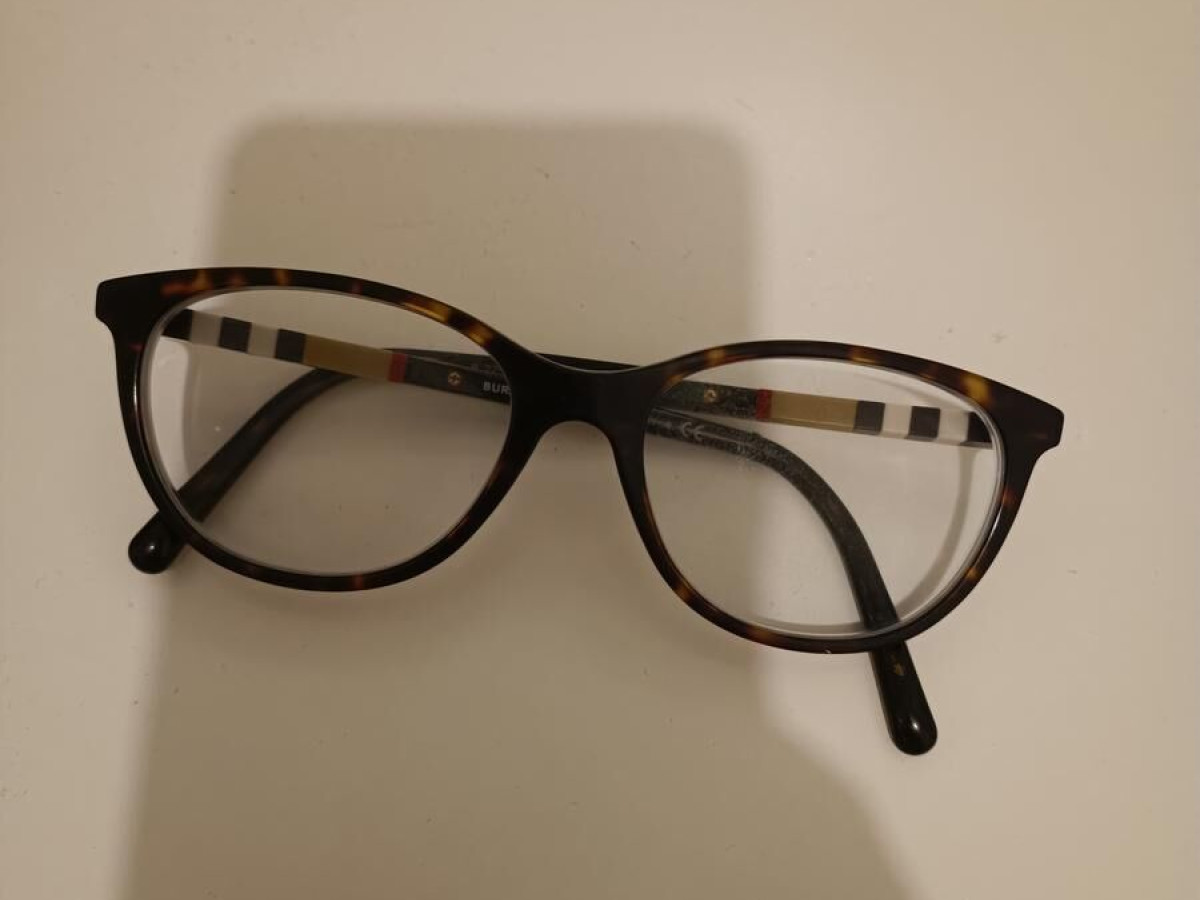 Burberry - B2205300252&curren;17145