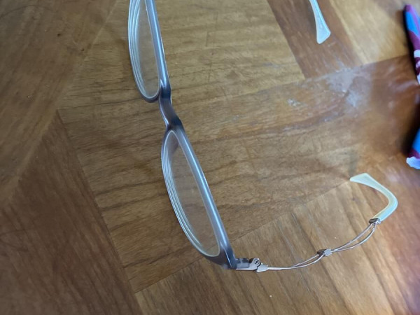 Lineart - XL2102 LG 51&curren;15 135