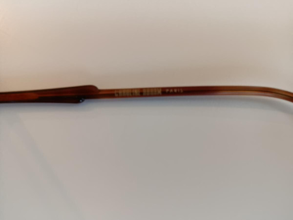 Caroline Abram - 738 0802 54&curren;17 138