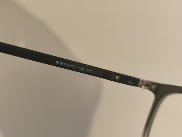 Hugo Boss  - 0679/N 08A 56&curren;15