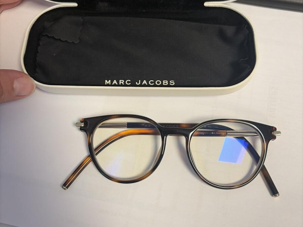 Marc Jacobs   -...