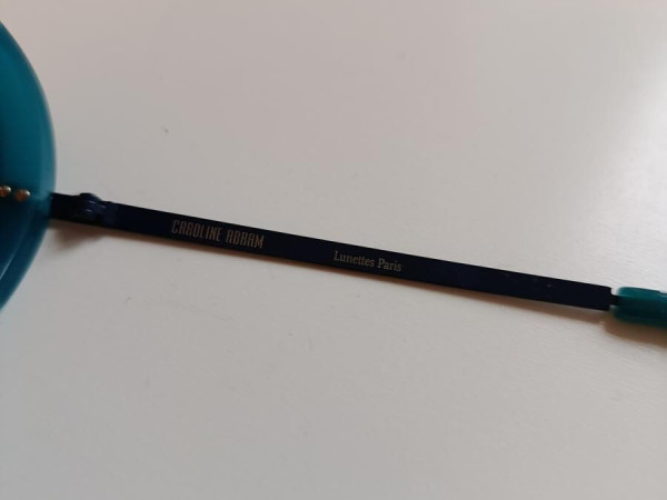 Caroline Abram - 55&curren;19 138 512