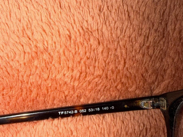 Tom Ford - mod&egrave;le TF5742- 53&curren;18