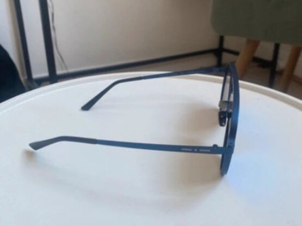 Italia independent - 0021-023-000