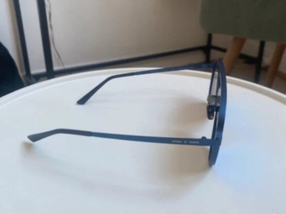 Italia independent - 0021-023-000