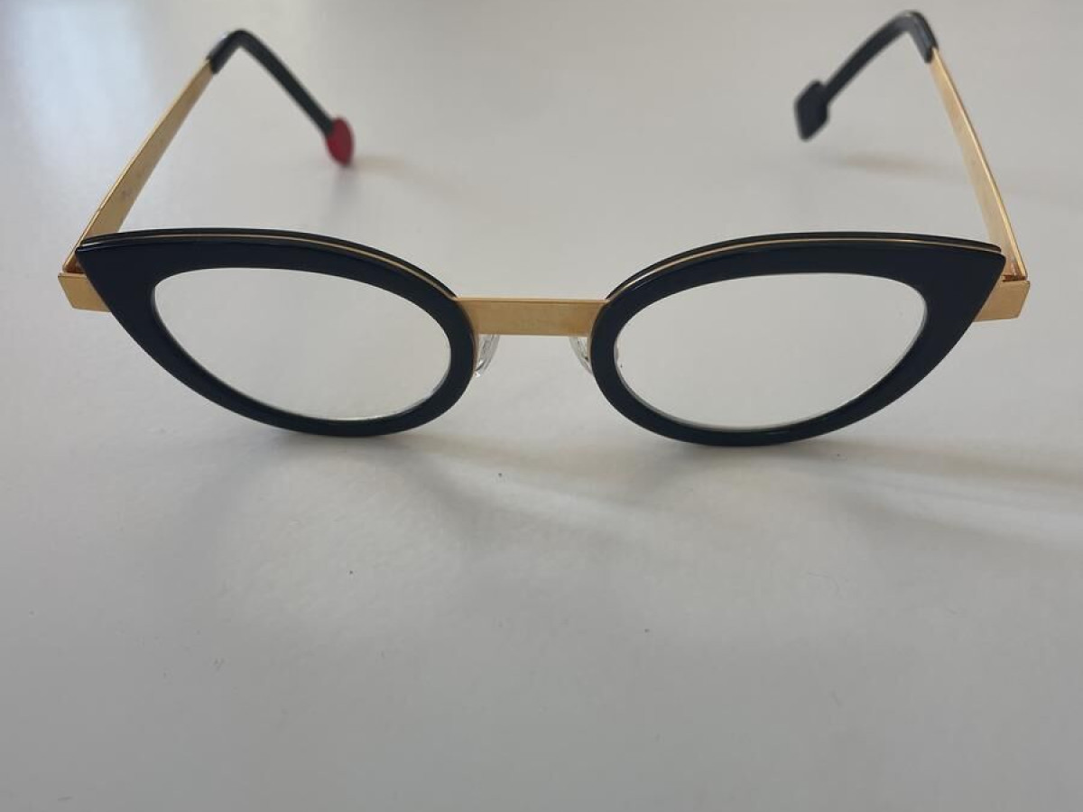 Sabine Be  - Col 252 145 46&curren;22