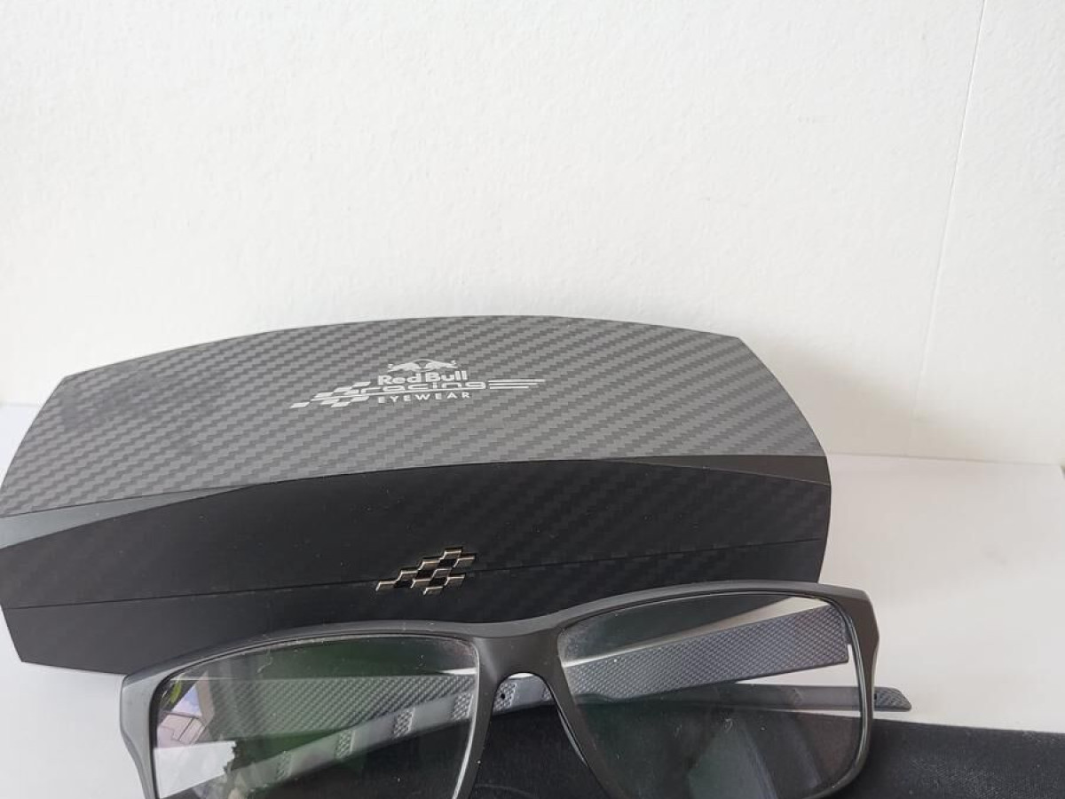 RED BULL - RBRE754-001 55&curren;20