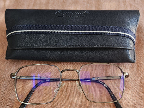 Fa&ccedil;onnable - NV285 GU25 52□20 148 -