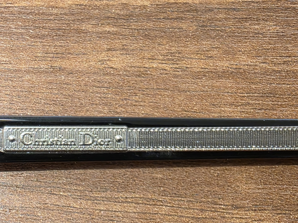 Dior - Montaigne n&deg;03 52&curren;17