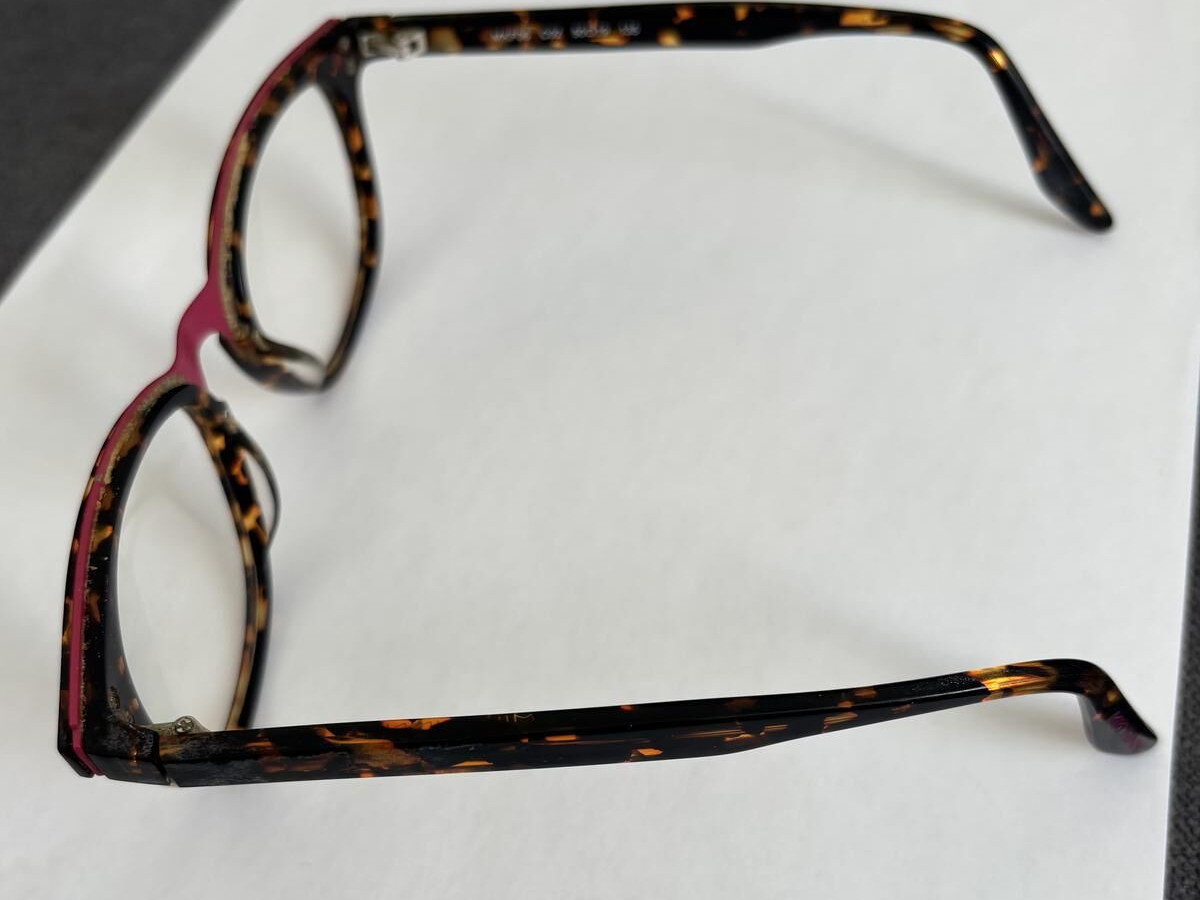 Miki Ninn  - MKF06 C02 50&curren;19 135