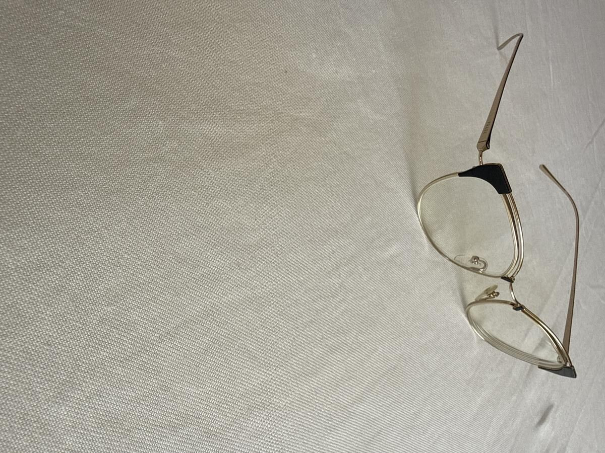 PRADA - VPR62U 51&curren;17 YEE 101 140