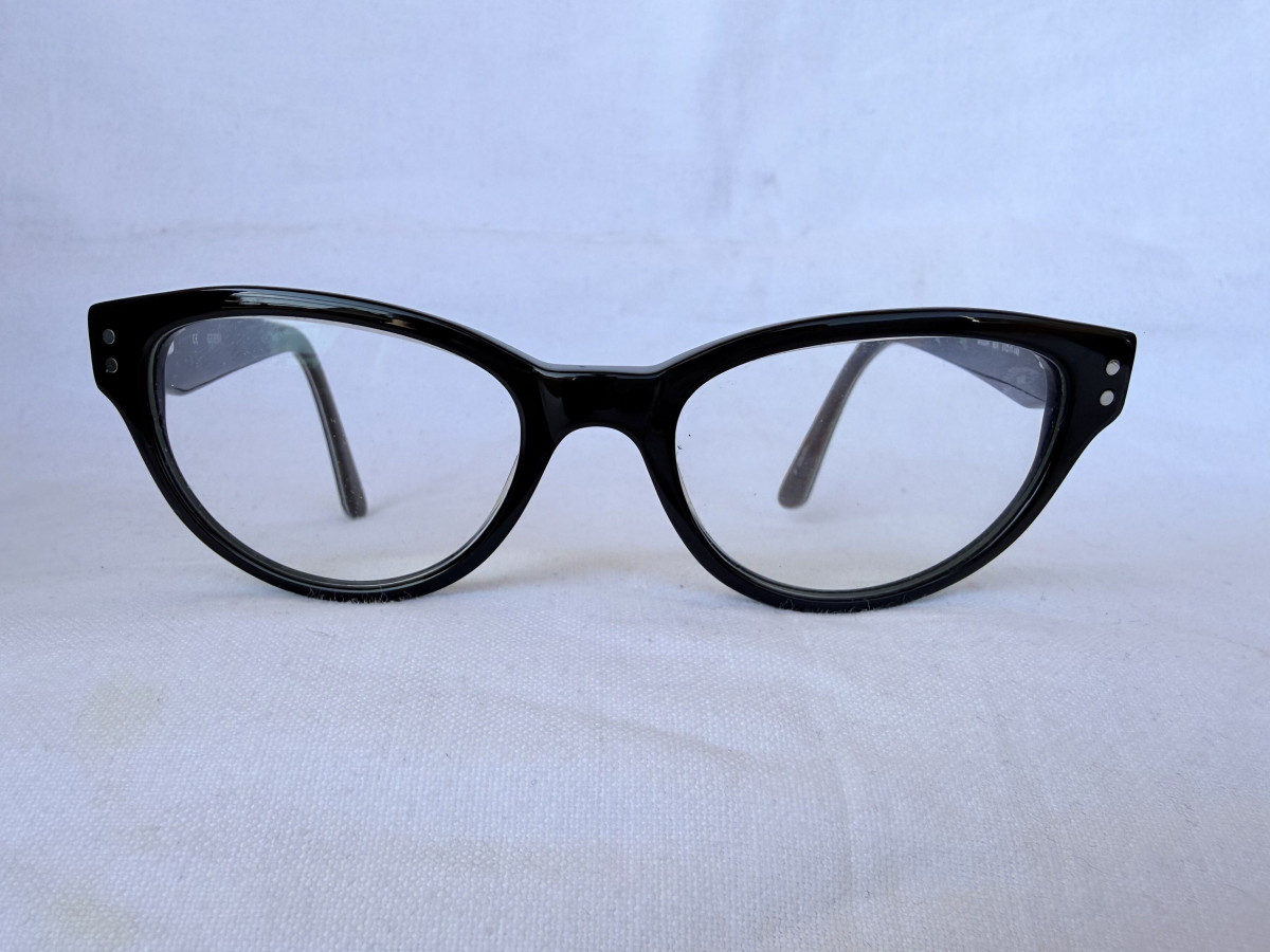 Guess - GU2334 51&curren;17 140