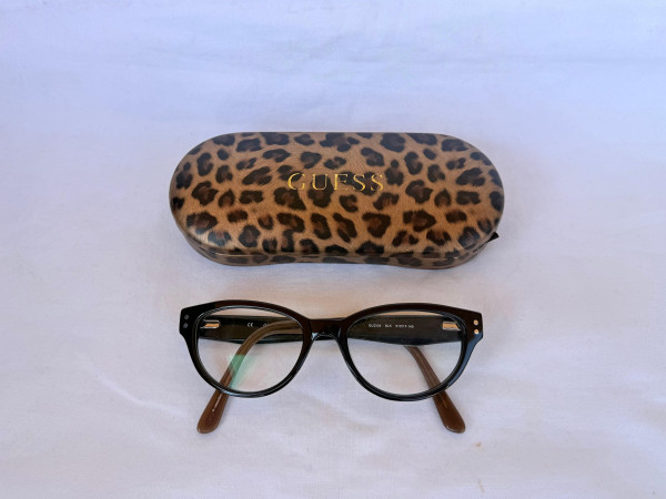 Guess - GU2334 51&curren;17 140