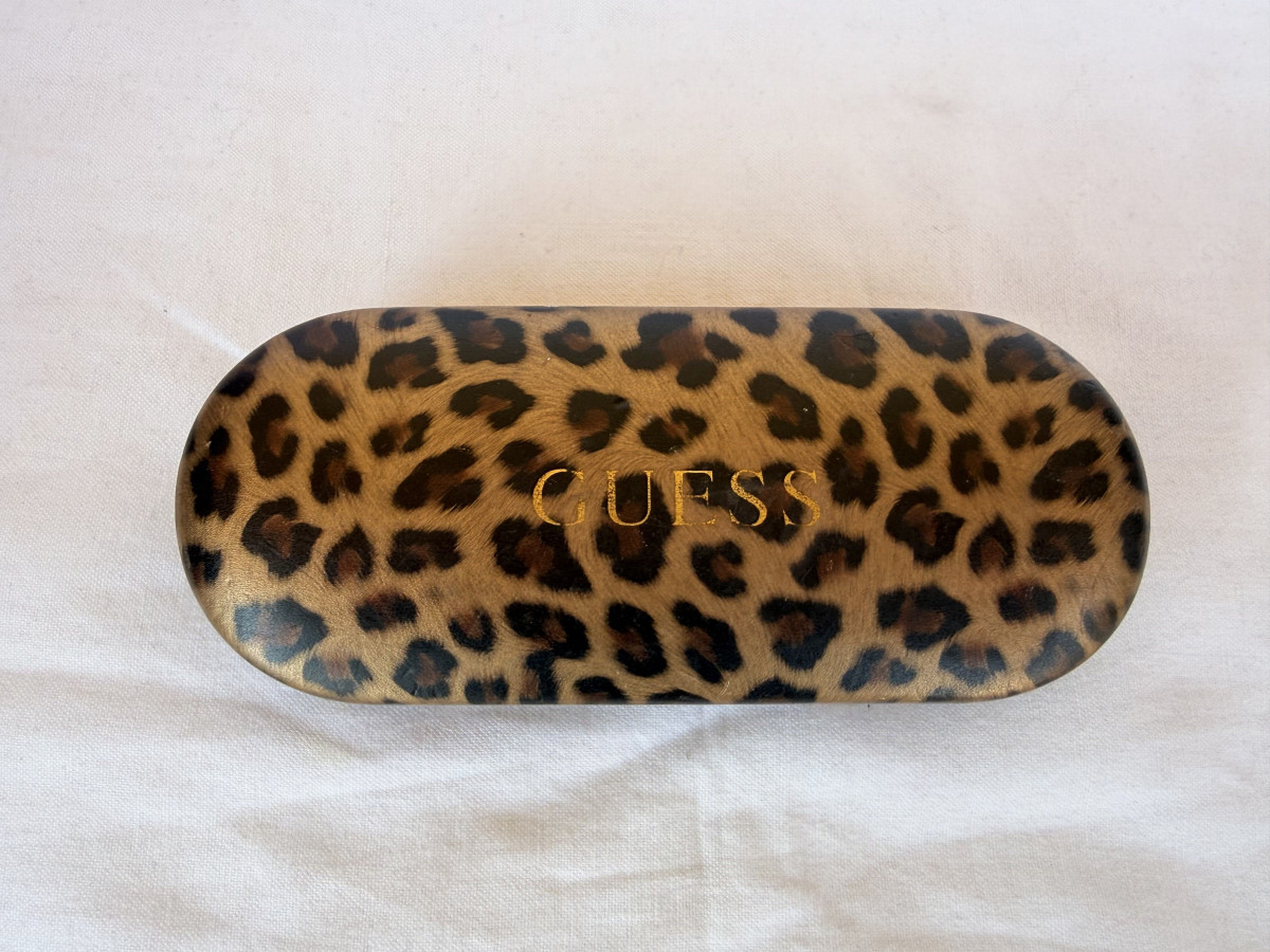 Guess - GU2334 51&curren;17 140