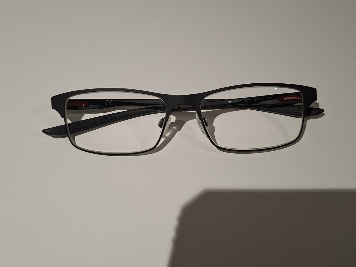 Nike - NK8046 007 54&curren;16 140