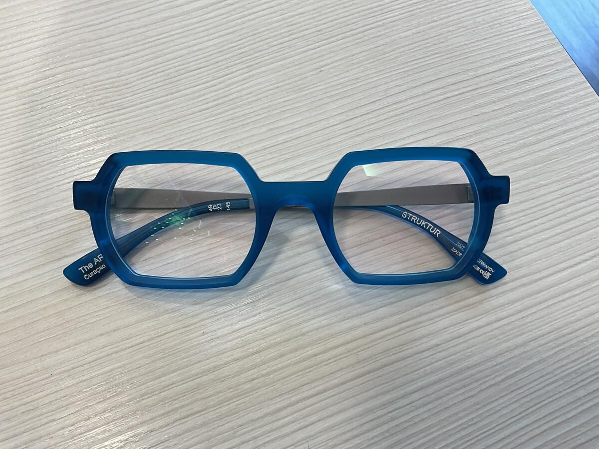 Struktur - The artist cura&ccedil;ao 49&curren;23