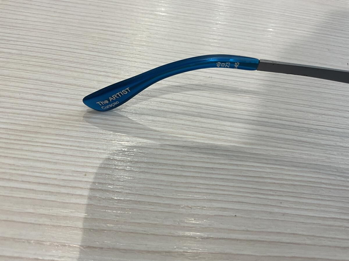 Struktur - The artist cura&ccedil;ao 49&curren;23