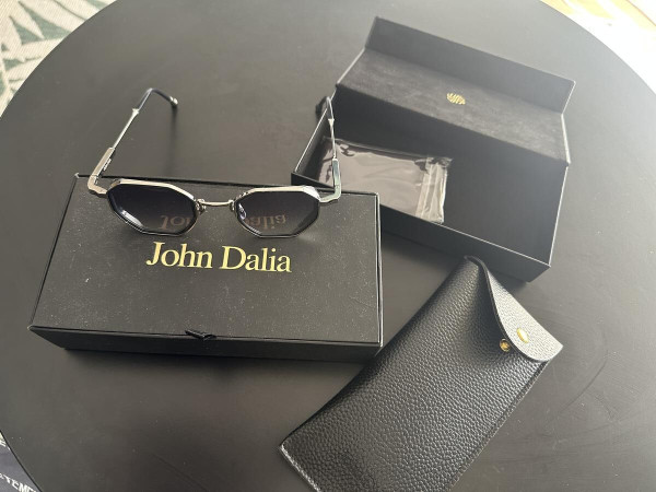 John Dalia  - Harrisson c133 45&curren;21 145