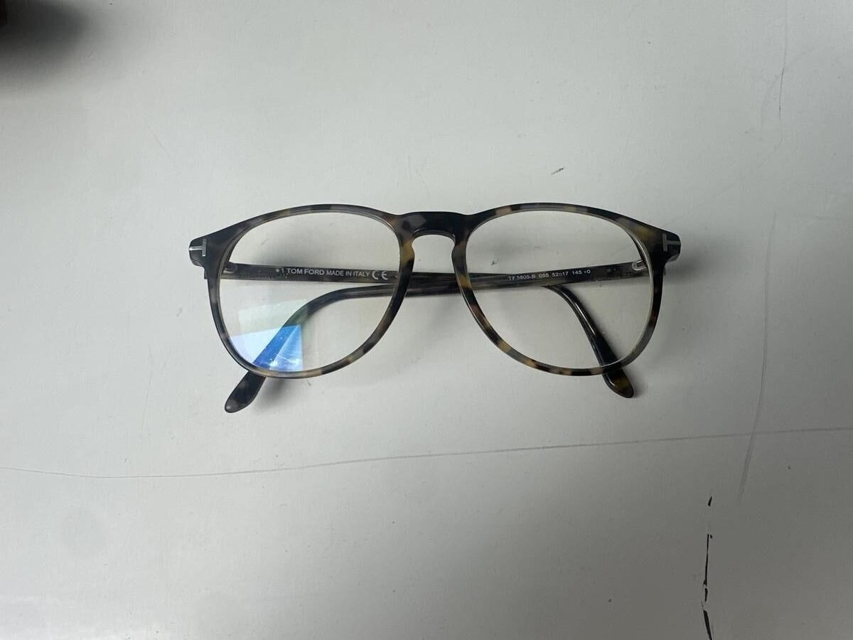 Tom Ford  - TF 5805-B 055  52&curren;17