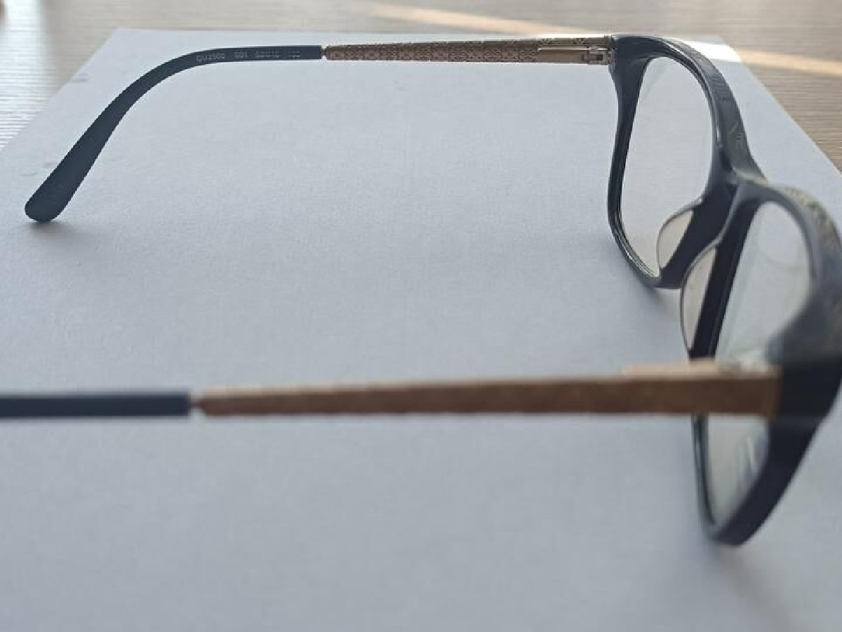 Guess - Gu2500 001 53&curren;15