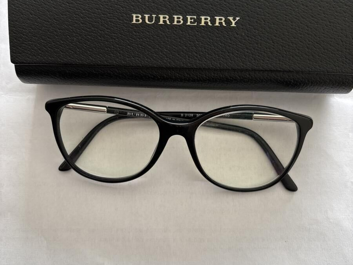 Burberry  - B2128300152&curren;16