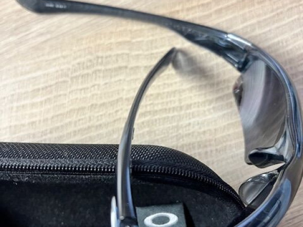 Oakley - bottlecap 03-458 52&curren;17