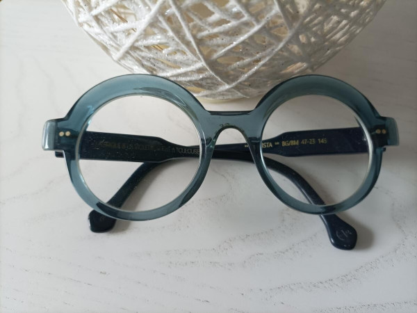 La brique et la violette...